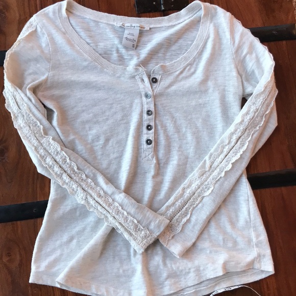 American Rag Thermal Top - Picture 2 of 5